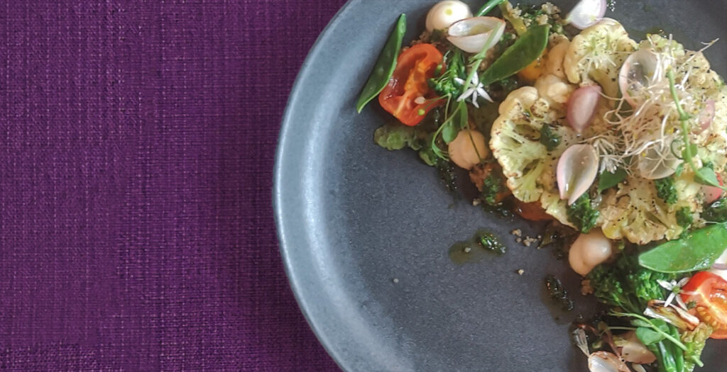 Pärnu vegan söögikohad. Kohvik-restoran Hea Maa. Kinoa ja lillkapsas